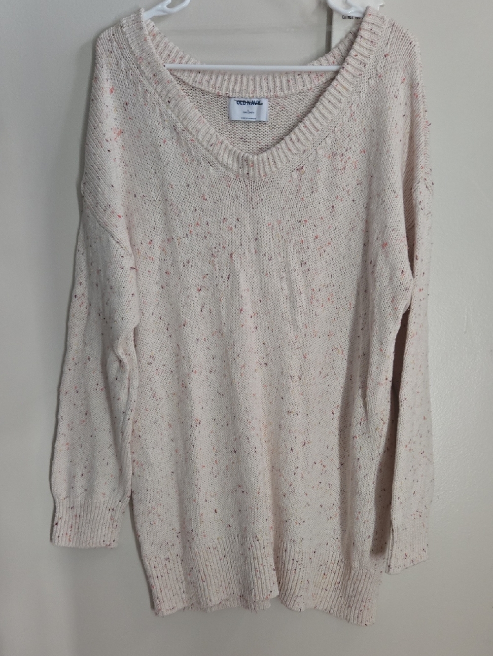 Old Navy Cream V-Neck Tunic Speckled Sweater